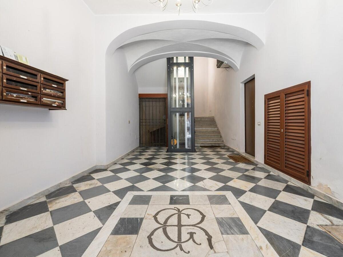 Suite Palazzo Ravenna カリアリ エクステリア 写真